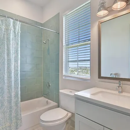Rise And Shine Beach House With Ocean Views And Pointe West Resort Pools Galveston Exterior photo