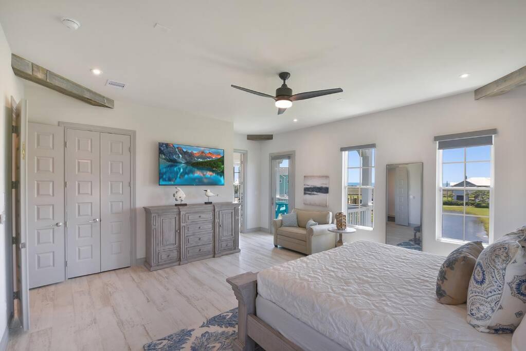 Rise And Shine House With Ocean Views And Pointe West Pools * Galveston