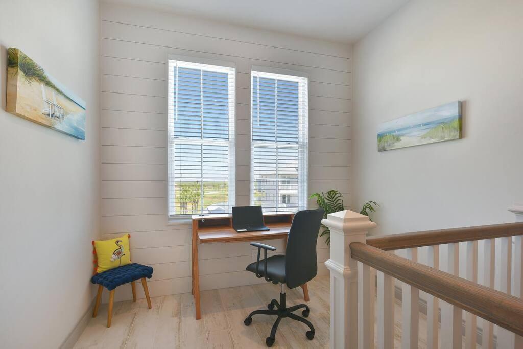 Сasa de vacaciones Rise And Shine House With Ocean Views And Pointe West Pools *