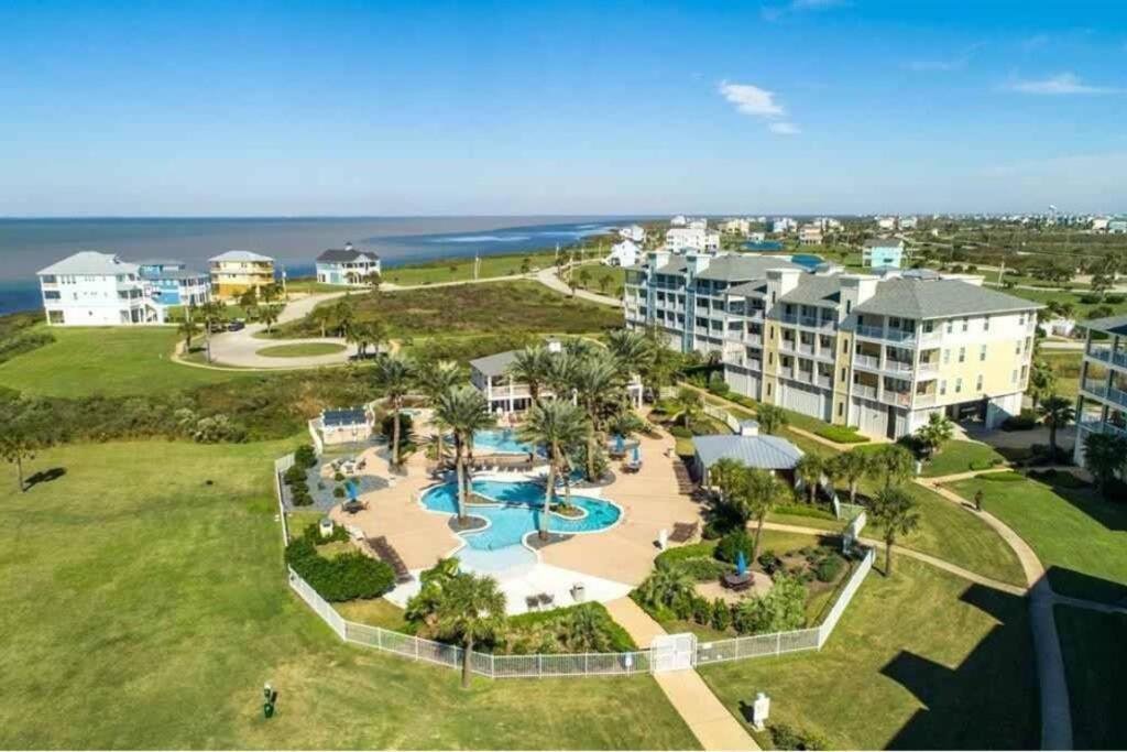 Rise And Shine House With Ocean Views And Pointe West Pools Сasa de vacaciones